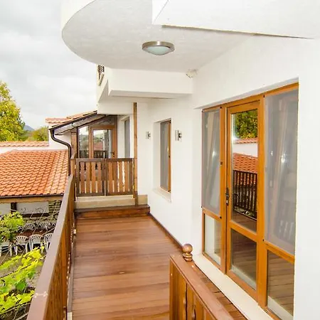 ゲストハウス Elma