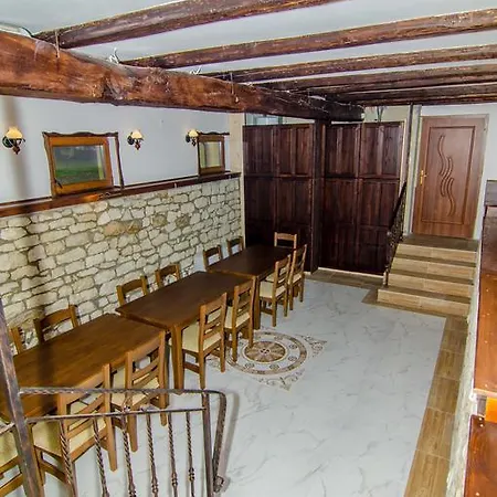 ゲストハウス Elma Nevsha